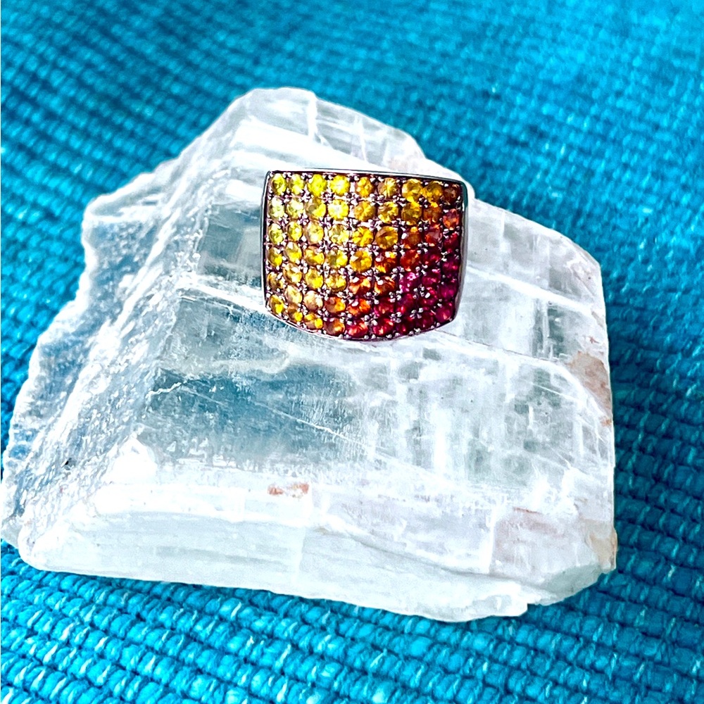 Multicolor Gradient Ring